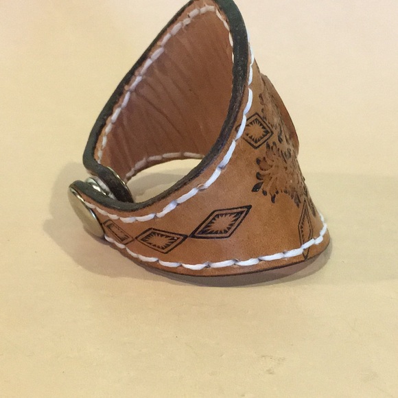 Boho Tooled Leather Cuff Bracelet Blue Tiger’s Eye Gemstone Inlay Mandala Style - Picture 3 of 9